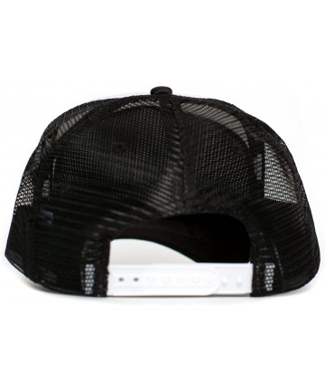 Baseball Caps Gone Squatchin' Unisex-Adult Trucker Hat - Black/White - CQ11FOMR3PL $19.21