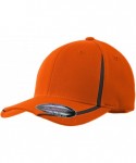 Baseball Caps Men's Flexfit Performance Colorblock Cap - Deep Orange/Black - CZ11QDSJWOP $27.44